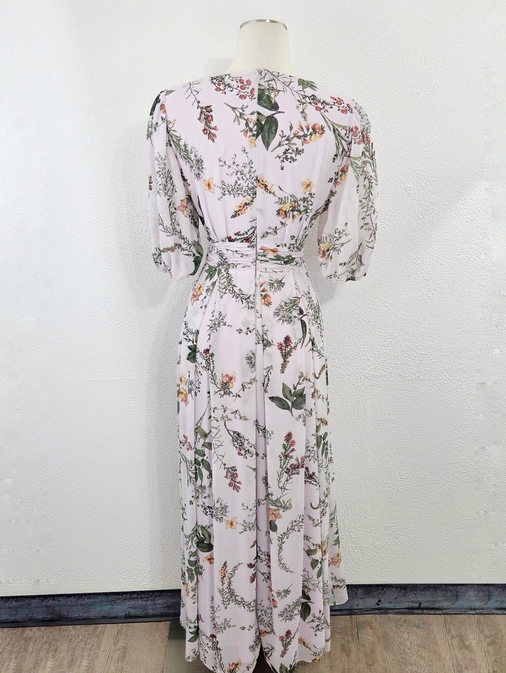 Gal Meets Glam Phoebe Floral Puff Sleeve Chiffon Maxi Dress pastel purple size 8 - Picture 4 of 9